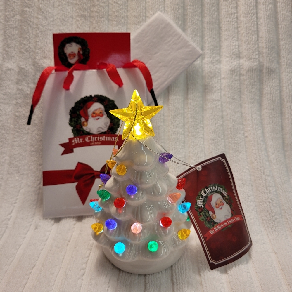 Mr. Christmas Nostalgic Tree Ornament with Gift Bag - New!
